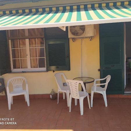 לה ספציה Casa Vacanza Oasi Tranquilla מראה חיצוני תמונה