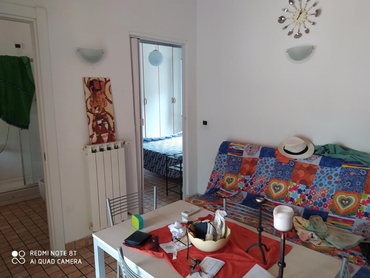 לה ספציה Casa Vacanza Oasi Tranquilla מראה חיצוני תמונה